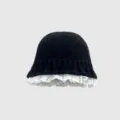 Chapeau bob en tricot noir style coréen avec bord en dentelle blanche, bonnet chaud d'hiver. - M (56-58cm) / Noir