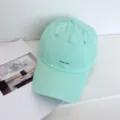 Mintgrüne lässige Baseballcap für Damen, weiche Sommerkappe mit dezenter Stickerei. - M (56-58cm) / Mintgrün