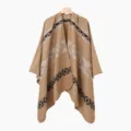 Capa poncho de punto con estampado geométrico étnico caqui, chal abierto y cálido. - Bufanda con abertura / Camel