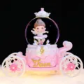 Roze koets kristallen bol muziekdoos met ballerina figuur, lichtgevend ontwerp voor kado. - Ballerina Zwaan Dromerige Stijl (2060) / Middelgroot (80 Sneeuwval + Gekleurd licht) / Roze