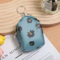 Cute mini backpack coin purse with daisy pattern, portable zipper pouch with keychain decor. - Style 1