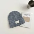Gorro de punto gris para niños, cálido gorro de invierno de lana con etiqueta, estilo diario. - Gorro Gris Claro