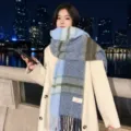 Bufanda de invierno para mujer a rayas degradadas bloque de color chal con flecos cálido - Azul marino patchwork