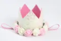 Diadema con corona blanca y rosa brillante para bebé con rosas artificiales suaves - VACÍO / Blanco Bicolor