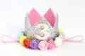 Diadema corona de purpurina plateada para el 3er cumpleaños con rosas de colores - Número 3 / Plata Holográfica