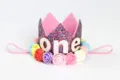 Diadema corona purpurina para primer cumpleaños de bebé con flores de colores - Número ONE / Rosa Rojo Arcoiris