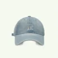 Hellblaue Jeans Baseballkappe Detail, gestickte NYC Buchstaben vorne, gewaschener Vintage-Stil. - M (56-58cm Verstellbar) / NYC Buchstaben Bestickt Stil / Hellblau