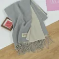 Koreanischer Winter doppelseitiger Kaschmir-Schal mit Fransen in Grau und Beige warm. - 68x200cm / Hellgrau Beige