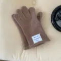 Guanti invernali di maglia marrone, morbidi guanti a cinque dita da donna per uso quotidiano. - Taglia unica / Caffè