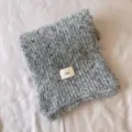 Grauer flauschiger Strickschal für Damen, weicher Winter warmer kurzer Schal mit Stofflabel. - Ggg Schal Grau
