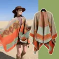 Poncho étnico bohemio con abertura geométrica, capa de viaje cálida y abrigo resistente al viento. - 150*130cm / Rayas Persas Naranja