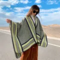 Ethno Stil geometrischer Farbblock Strick Schal Cape für Damen, warme Reiseaccessoires. - Wabenmuster Grün