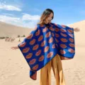 Poncho chal de punto con estampado de labios azules para mujer, capa de invierno para viajes. - Estampado de labios azul real