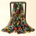 Damen Sommer Blumen Print Chiffon Schal, schwarzes Strandtuch und leichter Sonnenschutz Wrap. - Farbige kleine Chiffonblumen