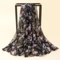Blumenmuster Chiffon Schal für Damen, leichter Sommer Strand Schal und Sonnenschutz Tuch. - Lila Chiffonblumen
