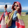 Women Autumn Winter Hooded Plaid Cape Shawl Thickened Warm Travel Cloak Outerwear - Red Patchwork