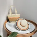 Elegante borsa tote in paglia intrecciata stile francese con set cappello da sole - Set Cappello & Borsa / Righe multicolore beige