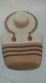Set borsa tote a righe in paglia e cappello da sole per vacanze estive al mare - Set Cappello & Borsa / A Righe Beige Caffè