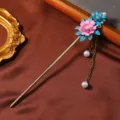 Squisito fermaglio per capelli in stile cinese retro con design floreale in smalto e nappe di perle. - Stile Dea dei Fiori 6