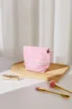 Bolsa de cosméticos de rayas rosa, neceser de maquillaje portátil con cremallera y tirador floral. - S / Rayas Rosa Claro