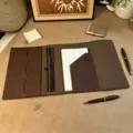 Vintage braunes PU-Leder A5 Notizbuchhülle Planer Organizer mit Kartenfächern und Gummibändern. - Dunkelbraun