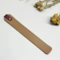 Marque-page minimaliste en cuir PU avec lanière pour livres, élégant séparateur pour étudiants. - Brun Clair et Rouge Vin