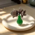 French full-diamond vase tulip brooch luxury sparkly flower pin coat dress accessories - Vase Series - Tulip Green