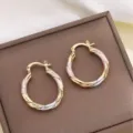 Elegante driekleurige getwist oorringen geometrisch rond ontwerp modieuze veelzijdige sieraden dagelijks - Goud