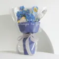 Handgefertigter Häkelblumenstrauß künstliche gestrickte Rosen Geschenk für Freundin - Poetisch und Malerisch / Blau