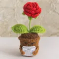 Planta en maceta de ganchillo artesanal Muñeca de rosa de apoyo emocional Decoración de escritorio - Rosa / Rojo