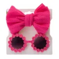 Set aus pinker Gänseblümchen-Sonnenbrille und passendem Schleifen-Haarband für Kinder - Gänseblümchen Sonnenbrille + Netz Stirnband Set / Fuchsia
