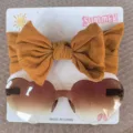 Gelbes Stirnband mit Schleife und herzförmige Sonnenbrille Set für Babys und Kinder - Stirnband- und Brillenset / Senfgelb (57)