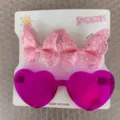 Set mit rosa Glitzer Schmetterling Haarklammer und Herz Sonnenbrille für Kinder - Stirnband- und Brillenset / Hellrosa (59)