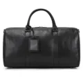 Detail de sac de voyage en cuir noir, grand sac de sport avec poignees superieures. - Noir