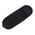 Toalla de microfibra negra para mascotas con bolsillos para manos y huellas rojas de patas. - Negro 23x65 cm
