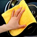 Thickened microfiber car cleaning towel with black edge, highly absorbent and lint-free for auto. - Yellow