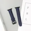 Cinturino in pelle traforata blu elegante per orologio, compatibile, con fibbia nera. - 42/44/45/49 mm - (46 mm Gen 10/11) / Blu
