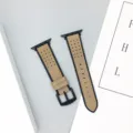 Cinturino per orologio in vera pelle vintage compatibile con Apple Watch Ultra, stile retro chic. - Kaki - Fibbia Nera 42/44/45/49mm