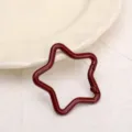 Dunkelroter Stern Feder Karabiner Haken, DIY Taschen Anhänger Schmuck Zubehör Teil. - Burgunderrot