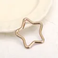 Goldfarbene Stern-Federkarabiner, Metall Schlüsselanhänger Haken, DIY Schmuck und Taschenzubehör. - Gold