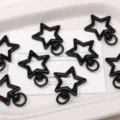 Mosquetones de aleacion negra en forma de estrella llavero suministros para fabricacion de joyas - 1 Pieza / Negro