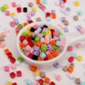 5mm perles carrees colorees perles d'espacement pour accessoires de fabrication de bijoux diy - 144 Pièces/Paquet / Couleurs Mélangées Aléatoires