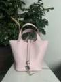 Sac seau en cuir rose pour femme, élégante sacoche à main quotidienne avec fermoir cadenas. - Boucle Argentée / Rose Violet de Rêve