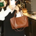Bolso tote de cuero genuino para mujer marron gran capacidad bolso de hombro casual - 36*16*21 cm / Café