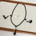 Collana di perle nere gotica Y2K con fiocchi trasparenti e accessori punk scuri - Collana Stile Immagine Principale (Z-4020)