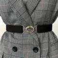 Ceinture elastique pour femme avec boucle metallique doree pour manteau robe mode. - Noir