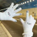 Warm winter touch screen knitted gloves for women, white plush gloves with cute bear embroidery. - White (Cartoon Smiley Face)