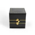 Boîte à bague en cuir PU noir vintage avec fermoir doré, élégant coffret de rangement bijoux. - Boîte à Bagues Vintage Quadrilatère (J30) / Noir
