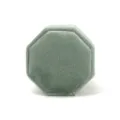 Boîte à bague octogonale en velours vert sauge élégante pour bagues de fiançailles. - Boîte à bague triple octogonale / Vert Gris