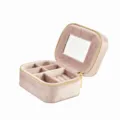 Boite a bijoux de voyage en velours portable avec miroir et fentes pour bagues rose. - Boîte de rangement carrée avec miroir / Rose